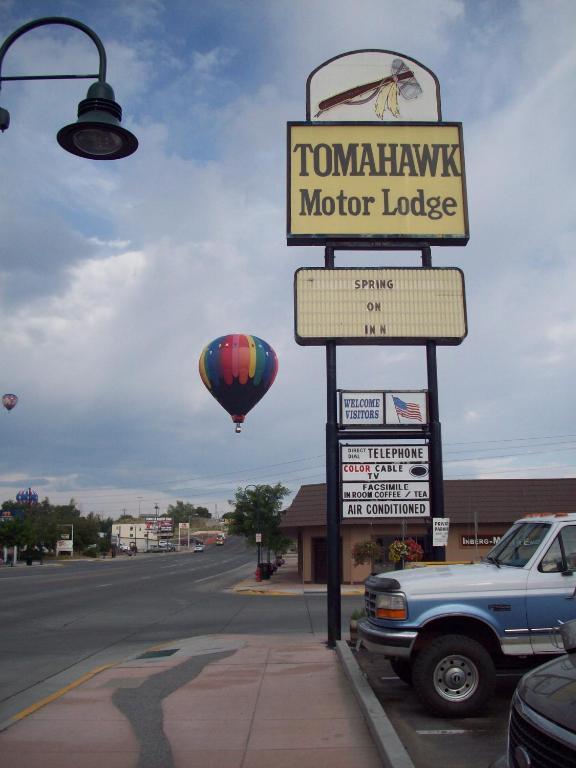 ריברטון Tomahawk Motor Lodge מראה חיצוני תמונה
